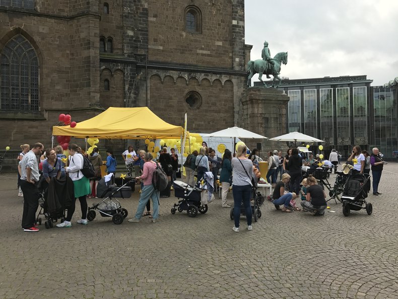 Deutschland-Tour des Deutschen Hebammenverbands in Bremen